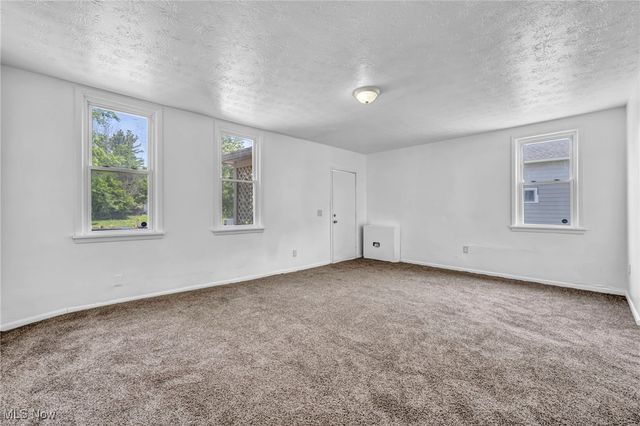 4571 Sackett Avenue, Cleveland, OH 44109