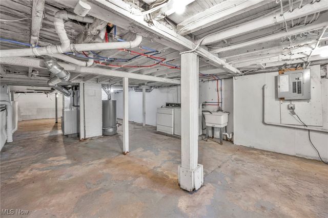 4571 Sackett Avenue, Cleveland, OH 44109