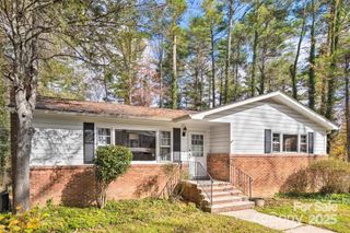 314 Armstrong Avenue, Hendersonville, NC 28739