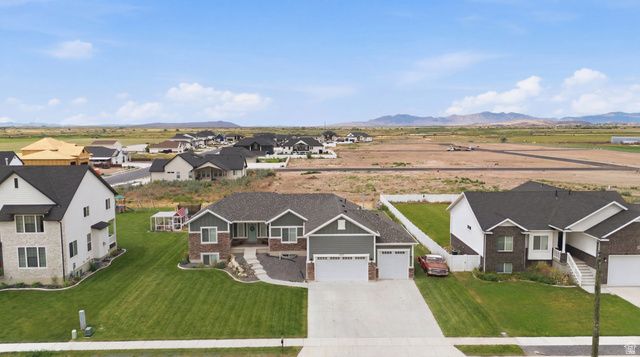 3237 S 5100 W, Hooper, UT 84315