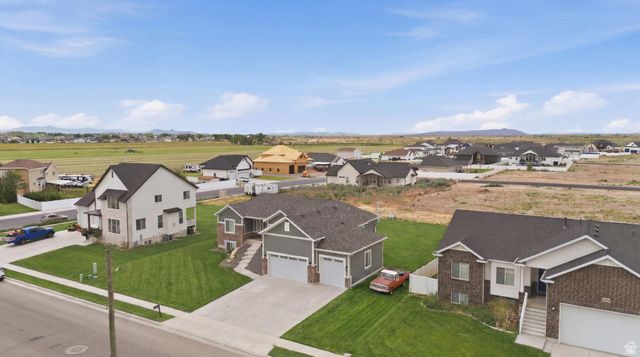 3237 S 5100 W, Hooper, UT 84315