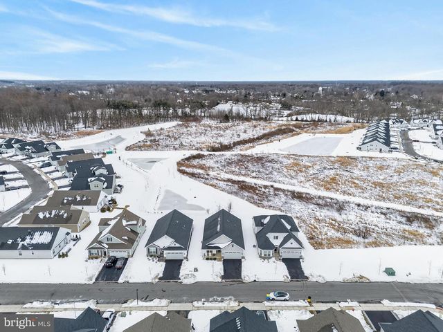 35 SARATOGA RD, New Egypt, NJ 08533