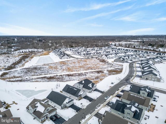 35 SARATOGA RD, New Egypt, NJ 08533