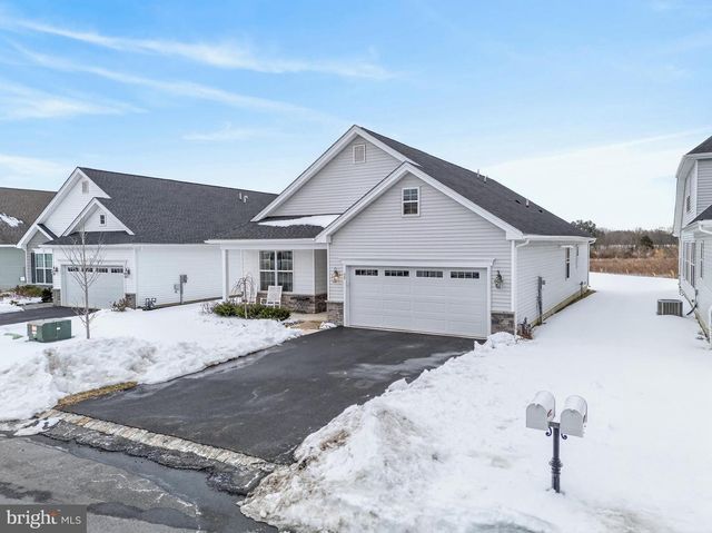 35 SARATOGA RD, New Egypt, NJ 08533