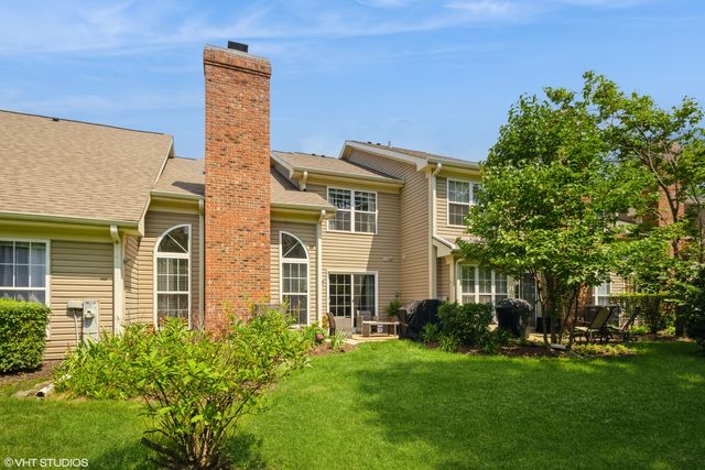 707 Clover Hill Court, Elk Grove Village, IL 60007
