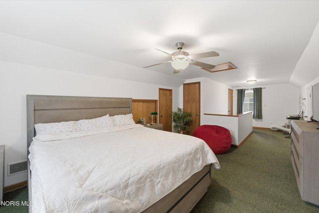 631 Ansonia Street, Oregon, OH 43616