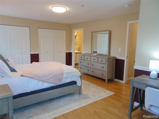 1429 Millbrook Trail, Ann Arbor, MI 48108