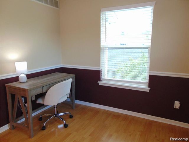 1429 Millbrook Trail, Ann Arbor, MI 48108