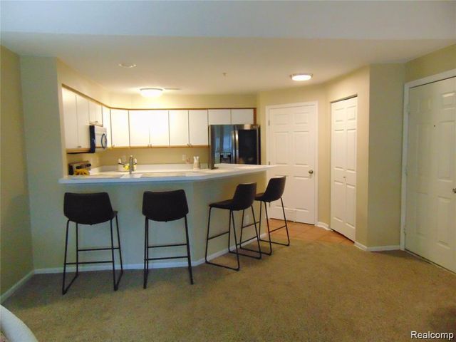 1429 Millbrook Trail, Ann Arbor, MI 48108