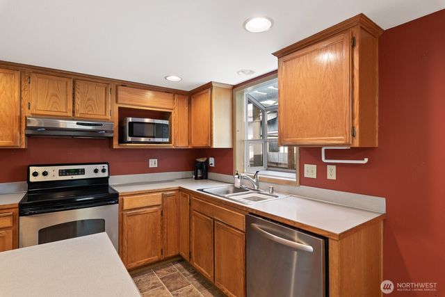 7705 273rd Street NW, Stanwood, WA 98292