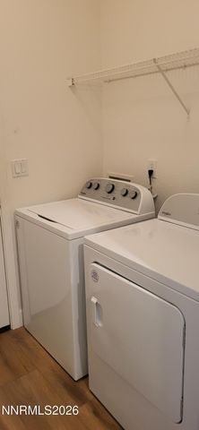 101 South End Drive, Dayton, NV 89403