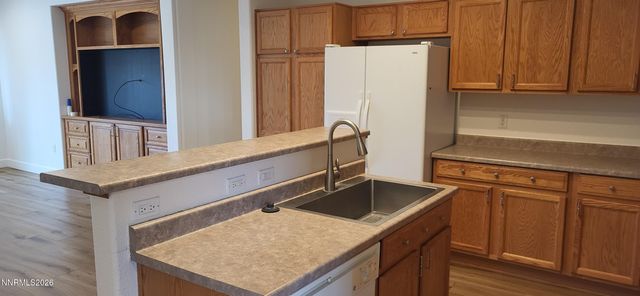 101 South End Drive, Dayton, NV 89403