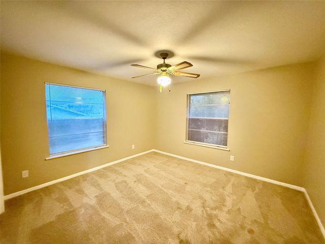 1000 Hollybluff ST, Austin, TX 78753