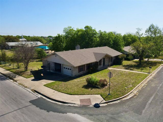 1000 Hollybluff ST, Austin, TX 78753