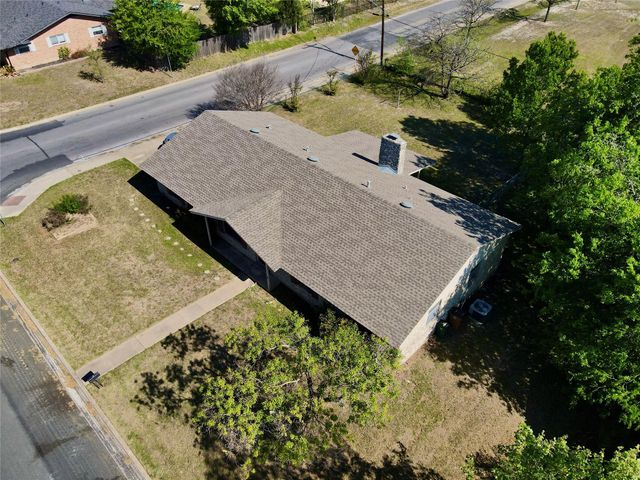 1000 Hollybluff ST, Austin, TX 78753