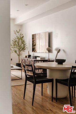 1040 N Spaulding Avenue 4, West Hollywood, CA 90046