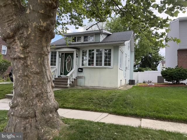 1749 W RIVER DR, Pennsauken, NJ 08110