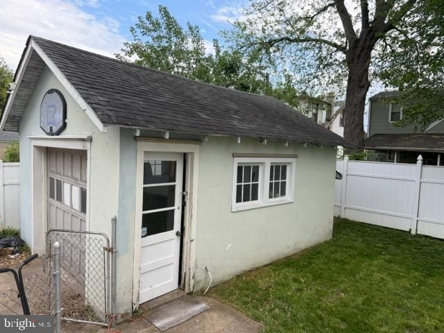 1749 W RIVER DR, Pennsauken, NJ 08110