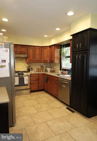 1126 LINDA LN, Vineland, NJ 08360