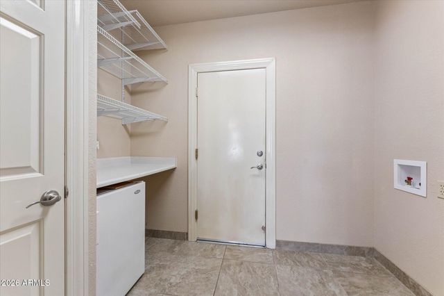 3310 E ROCK WREN Road, Phoenix, AZ 85044