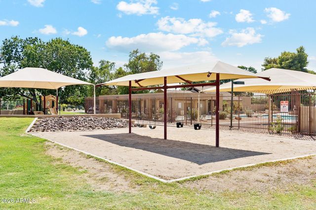 3310 E ROCK WREN Road, Phoenix, AZ 85044