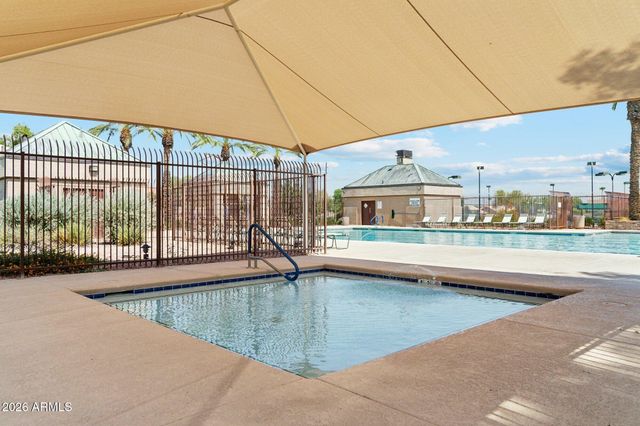 3310 E ROCK WREN Road, Phoenix, AZ 85044