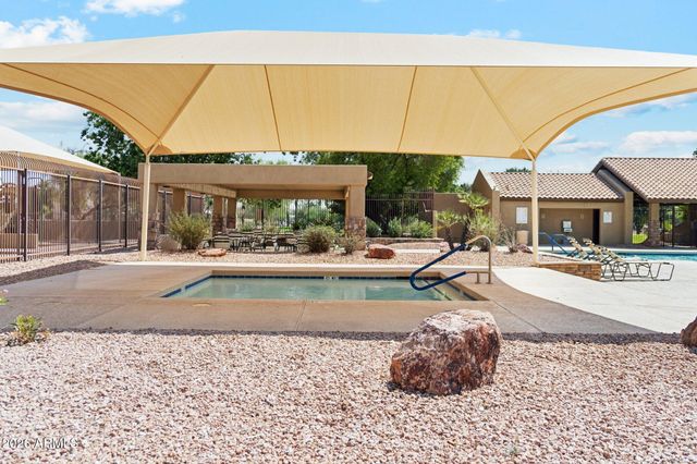 3310 E ROCK WREN Road, Phoenix, AZ 85044