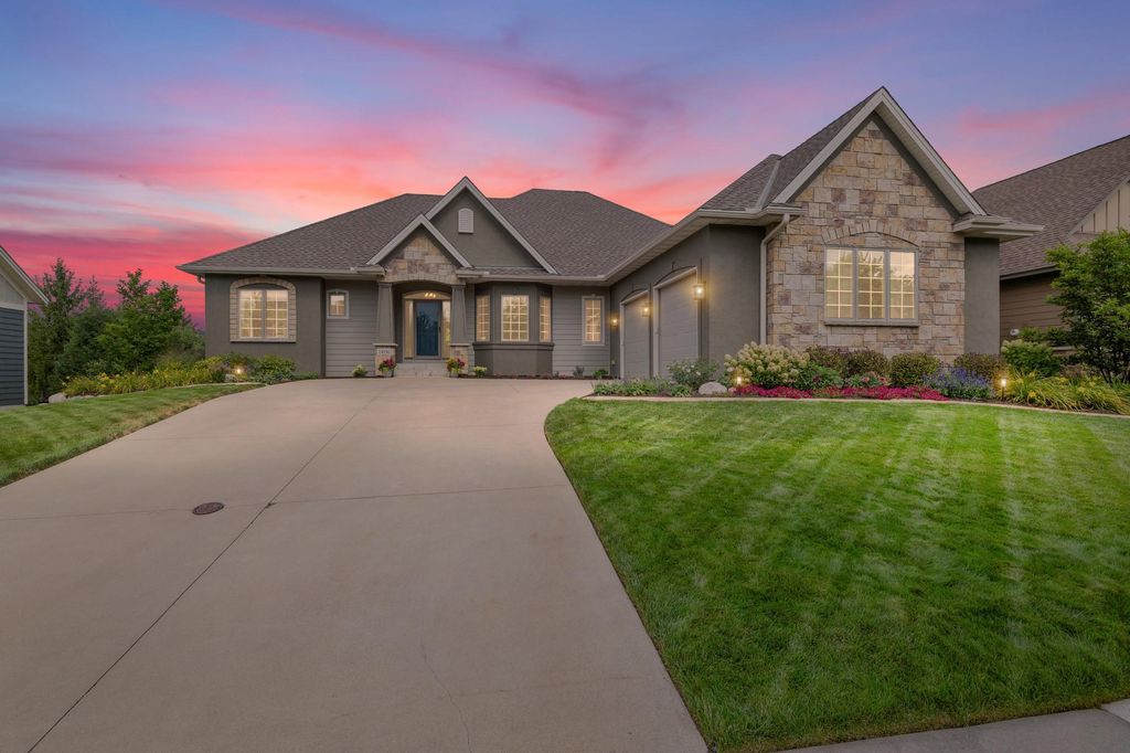 11030 Sweetwater Path, Woodbury, MN 55129 — exterior