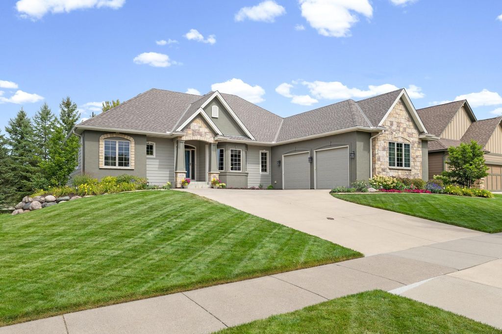 11030 Sweetwater Path, Woodbury, MN 55129 — photo 4