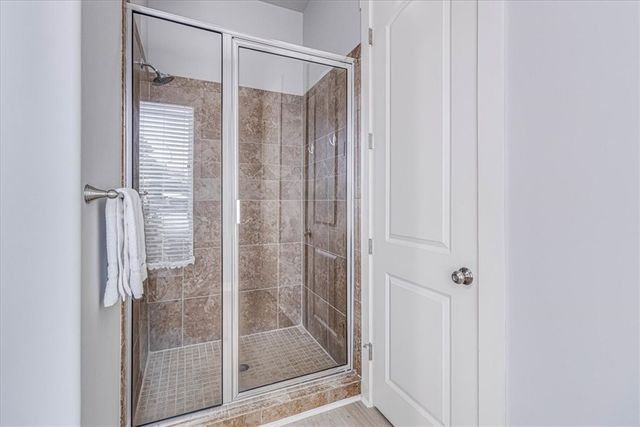 305 Sailhouse Way, Rockport, TX 78382