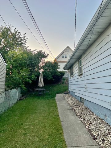 12620 Irving Avenue, Blue Island, IL 60406