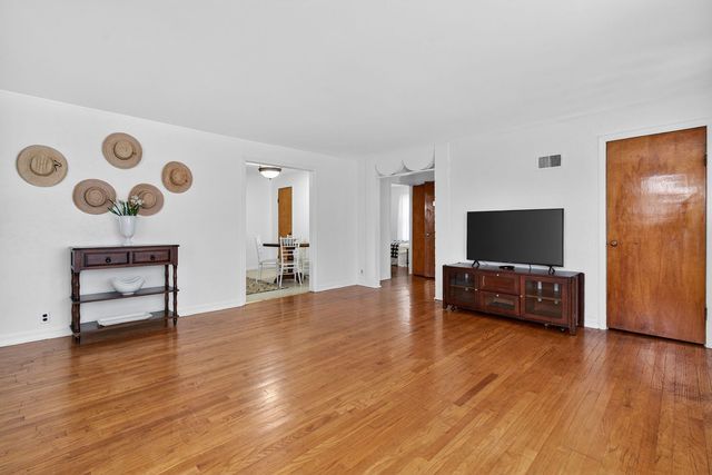 12620 Irving Avenue, Blue Island, IL 60406