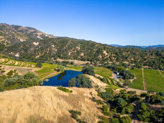 5700 Old River Rd, Ukiah, CA 95482