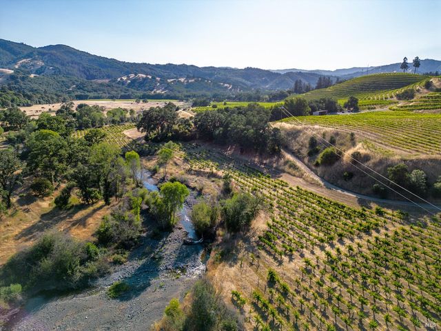 5700 Old River Rd, Ukiah, CA 95482