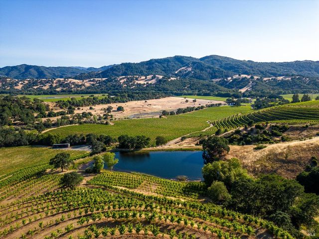5700 Old River Rd, Ukiah, CA 95482