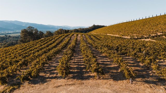 5700 Old River Rd, Ukiah, CA 95482