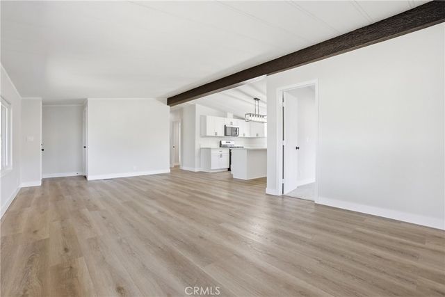 32551 Crescent Avenue, Lake Elsinore, CA 92530