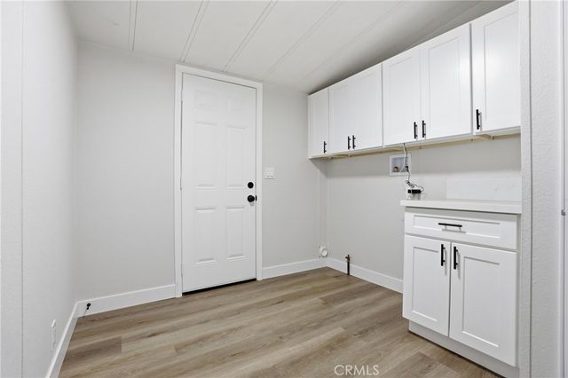 32551 Crescent Avenue, Lake Elsinore, CA 92530