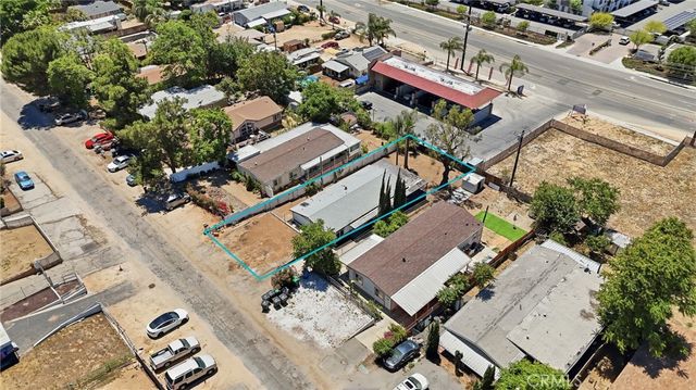 32551 Crescent Avenue, Lake Elsinore, CA 92530