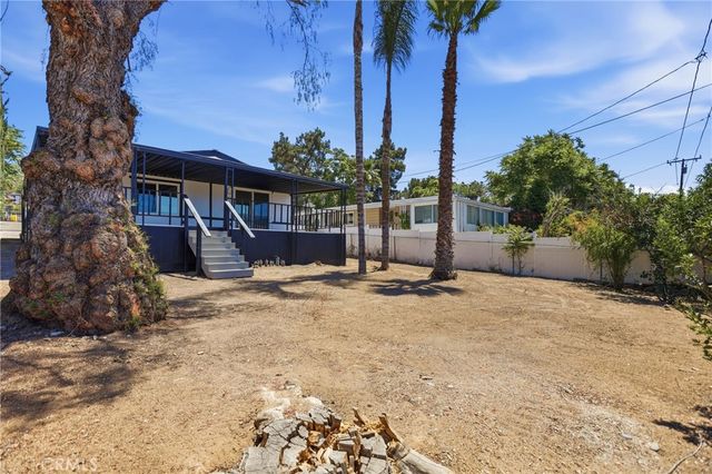 32551 Crescent Avenue, Lake Elsinore, CA 92530