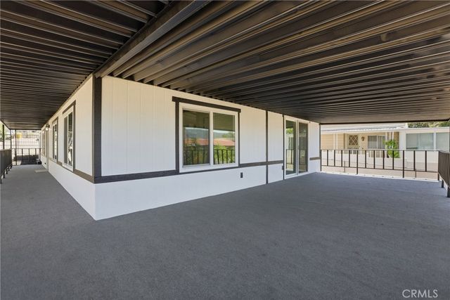 32551 Crescent Avenue, Lake Elsinore, CA 92530