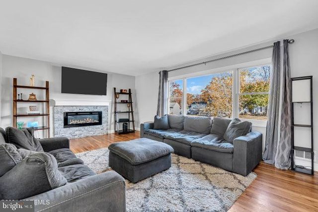 109 WOODRIDGE AVE, Toms River, NJ 08755