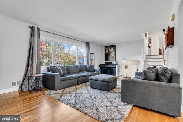 109 WOODRIDGE AVE, Toms River, NJ 08755