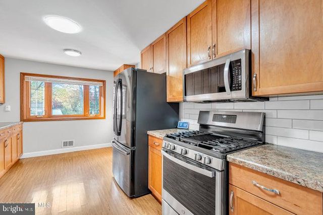 109 WOODRIDGE AVE, Toms River, NJ 08755