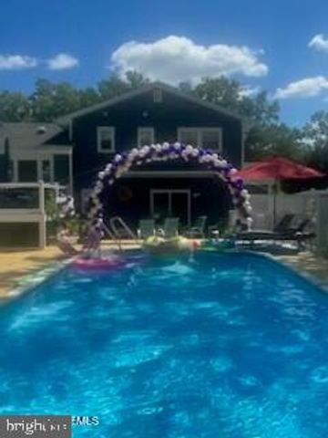 109 WOODRIDGE AVE, Toms River, NJ 08755