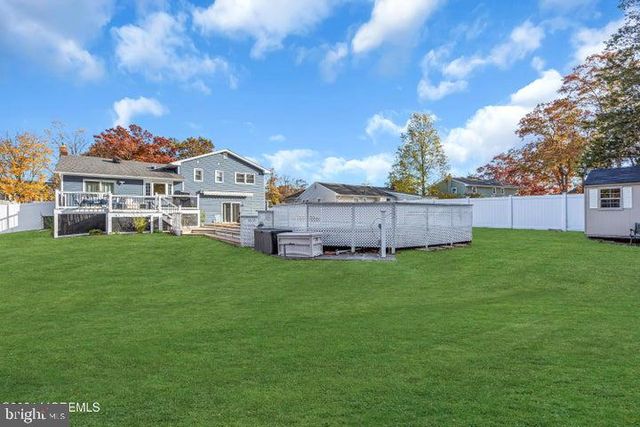 109 WOODRIDGE AVE, Toms River, NJ 08755
