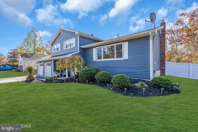 109 WOODRIDGE AVE, Toms River, NJ 08755