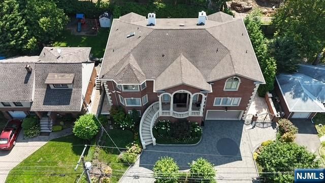 512 Winterburn Grove, Cliffside Park, NJ 07010