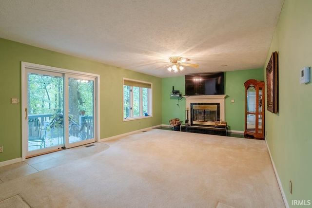 1300 N Red Bank Road, Evansville, IN 47720