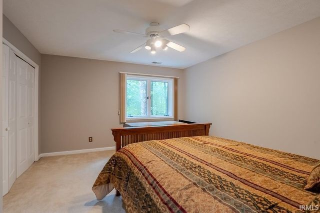 1300 N Red Bank Road, Evansville, IN 47720
